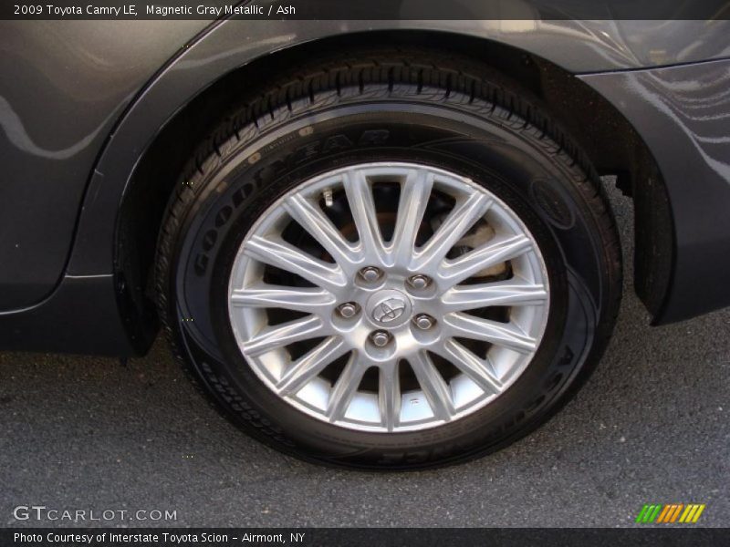 Magnetic Gray Metallic / Ash 2009 Toyota Camry LE