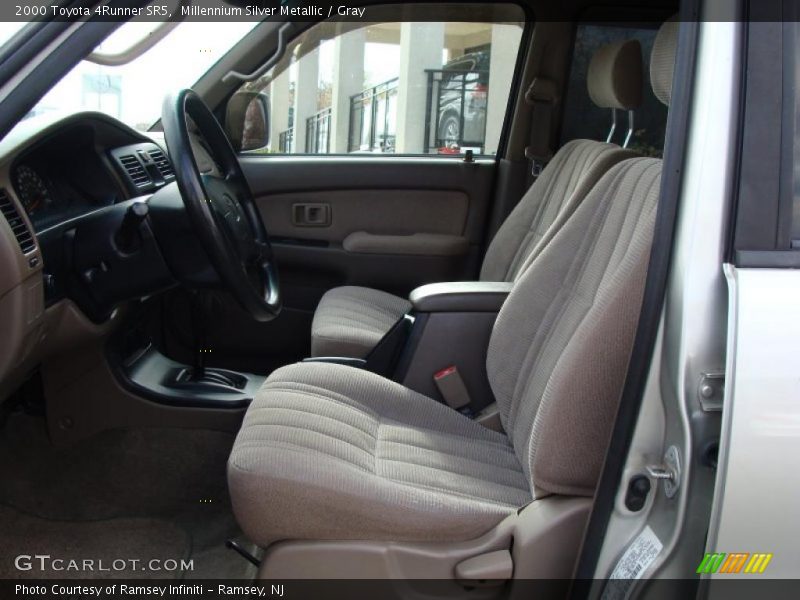Millennium Silver Metallic / Gray 2000 Toyota 4Runner SR5