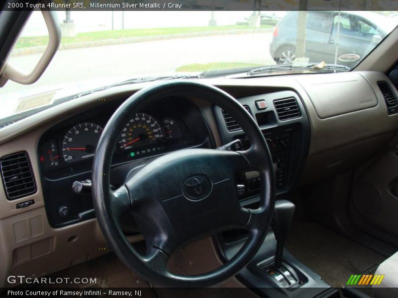 Millennium Silver Metallic / Gray 2000 Toyota 4Runner SR5