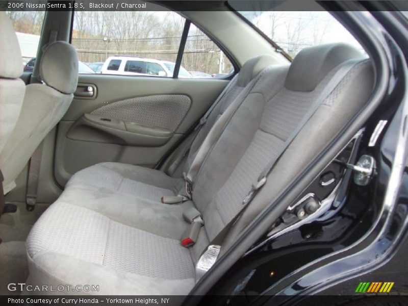 Blackout / Charcoal 2006 Nissan Sentra 1.8 S