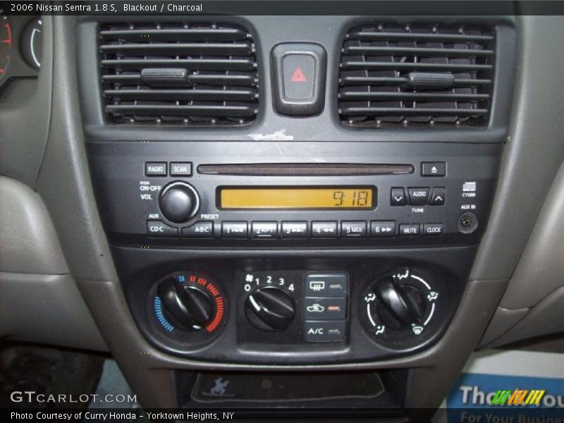 Blackout / Charcoal 2006 Nissan Sentra 1.8 S