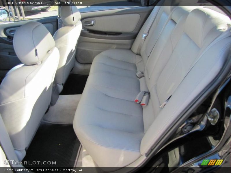 Super Black / Frost 2001 Nissan Maxima GLE