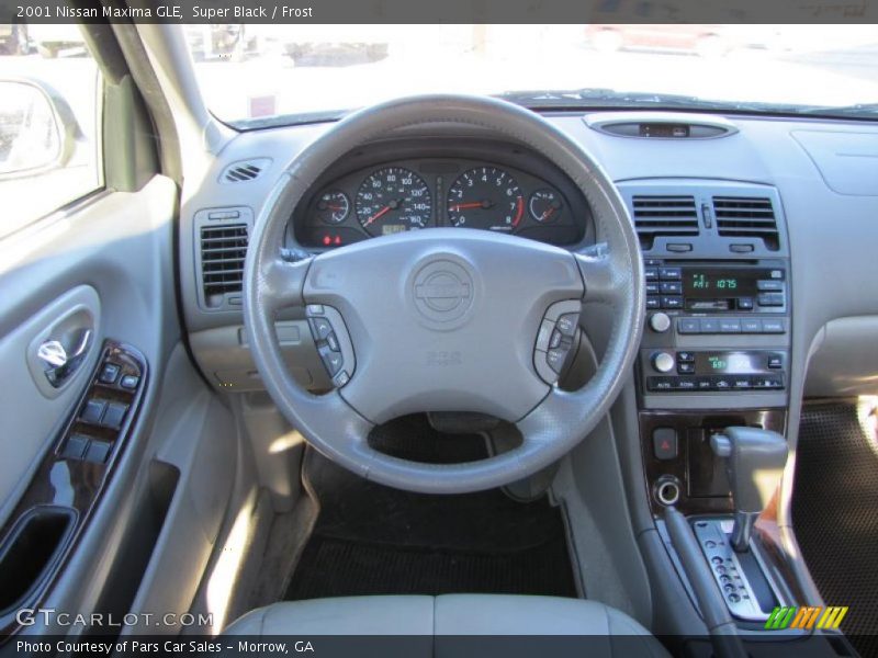 Super Black / Frost 2001 Nissan Maxima GLE