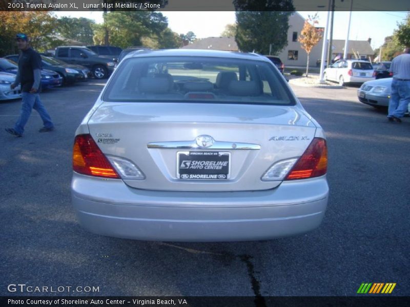 Lunar Mist Metallic / Stone 2001 Toyota Avalon XL