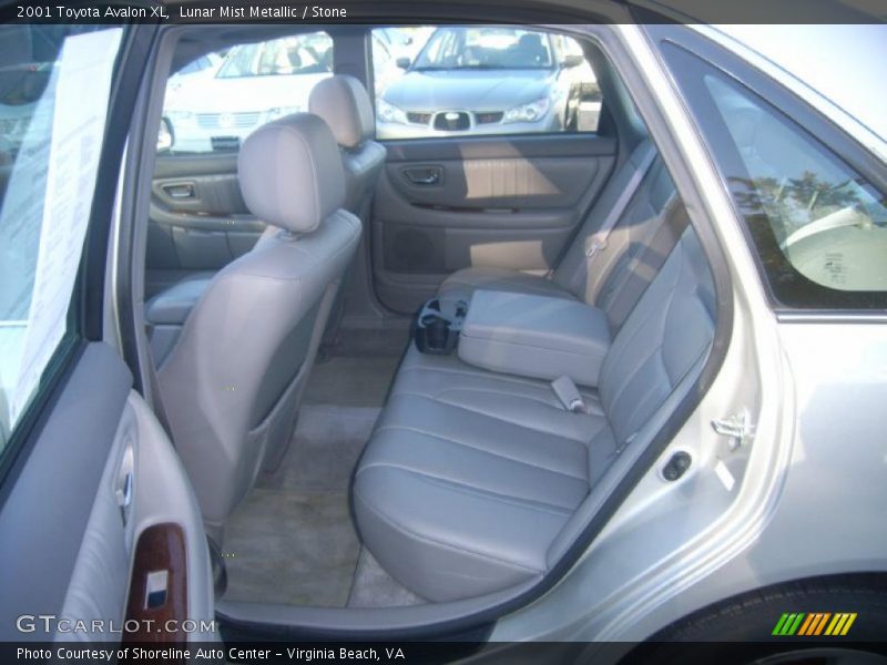 Lunar Mist Metallic / Stone 2001 Toyota Avalon XL