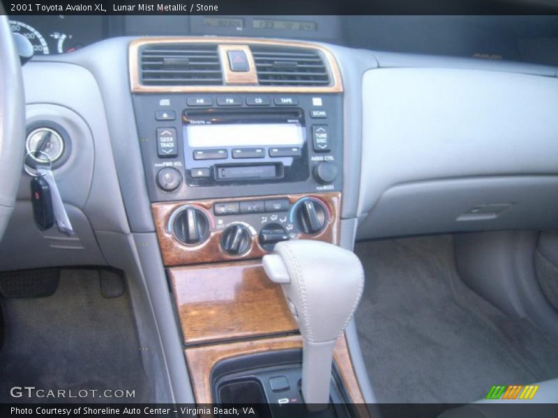 Lunar Mist Metallic / Stone 2001 Toyota Avalon XL