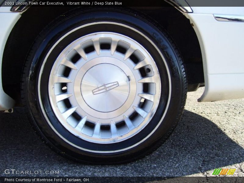  2001 Town Car Executive Wheel