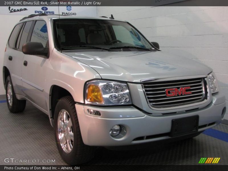 Silver Mist Metallic / Light Gray 2007 GMC Envoy SLE 4x4