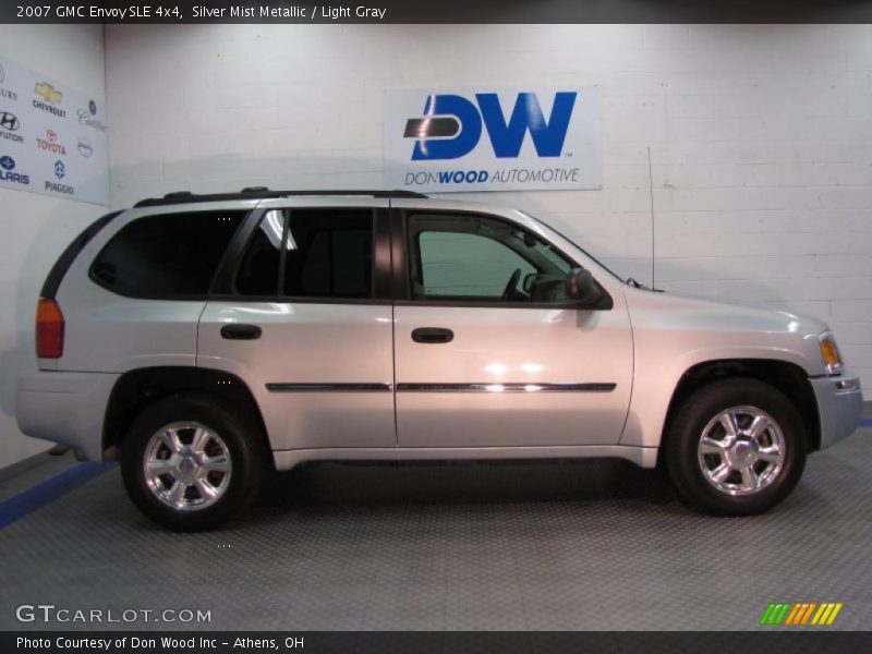 Silver Mist Metallic / Light Gray 2007 GMC Envoy SLE 4x4