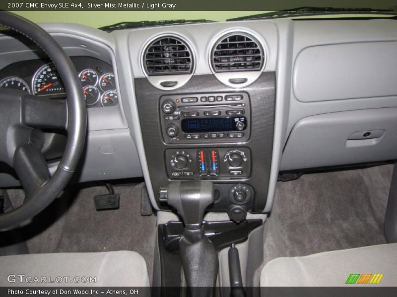 Silver Mist Metallic / Light Gray 2007 GMC Envoy SLE 4x4