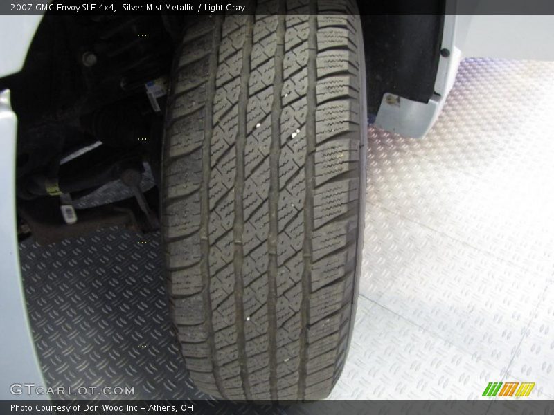 Silver Mist Metallic / Light Gray 2007 GMC Envoy SLE 4x4