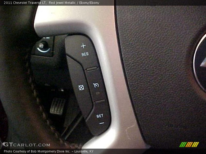 Red Jewel Metallic / Ebony/Ebony 2011 Chevrolet Traverse LT