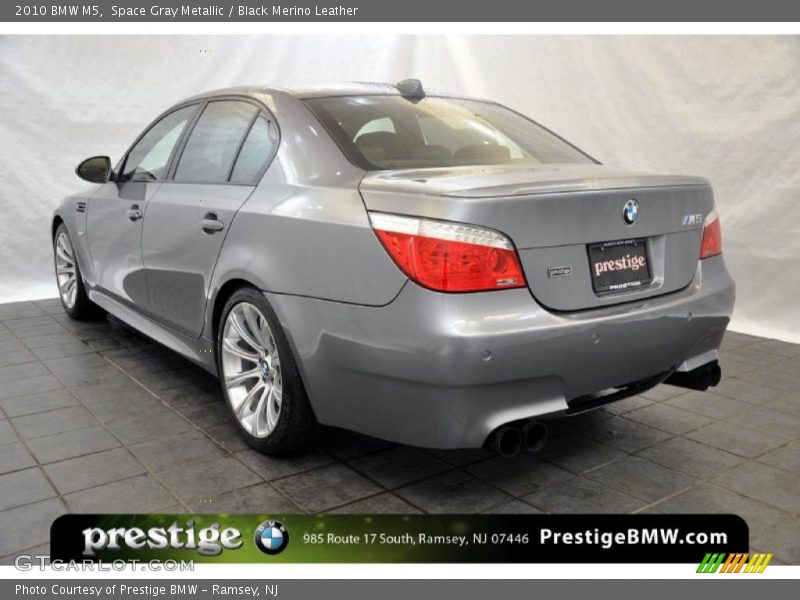 Space Gray Metallic / Black Merino Leather 2010 BMW M5
