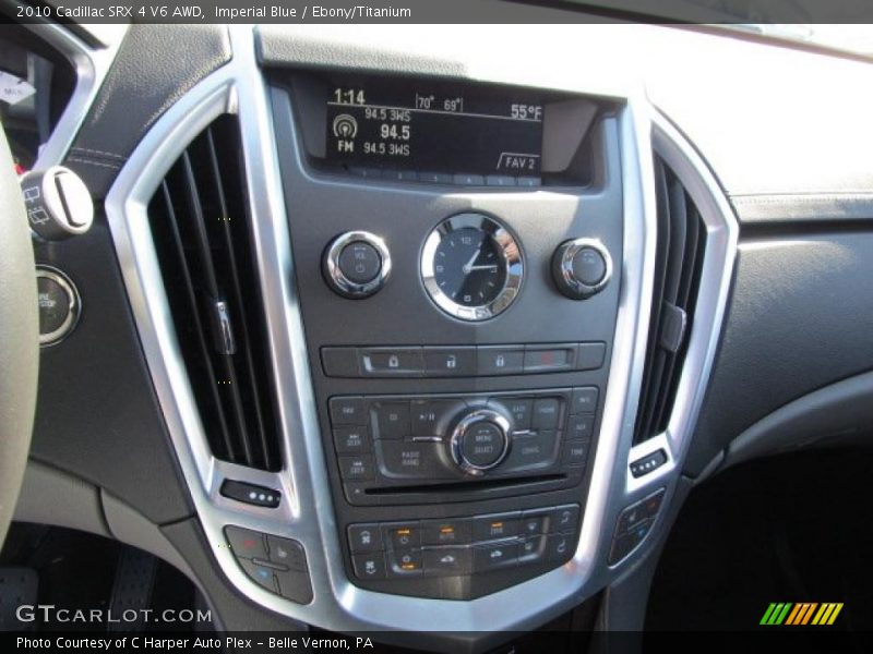 Controls of 2010 SRX 4 V6 AWD