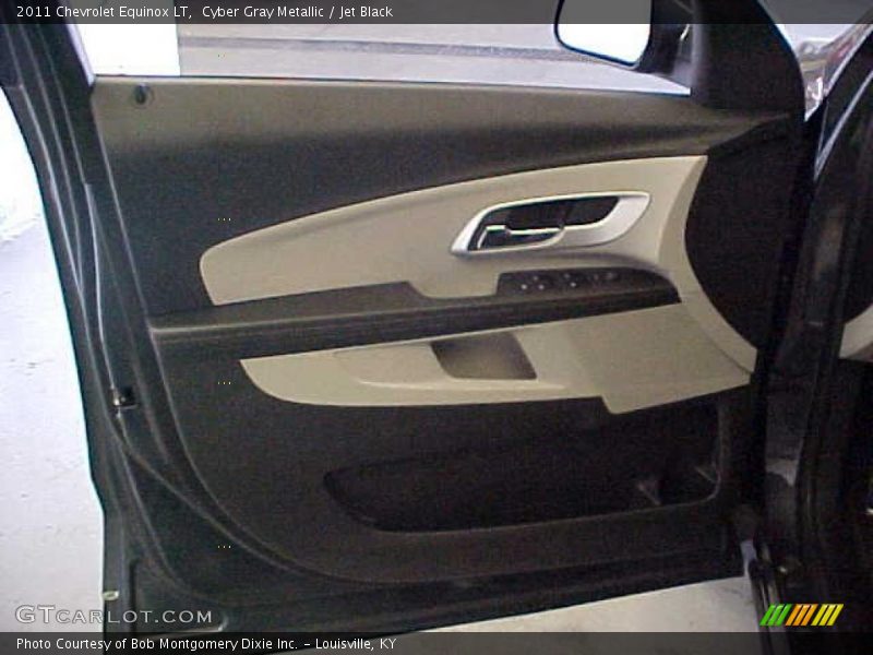 Door Panel of 2011 Equinox LT