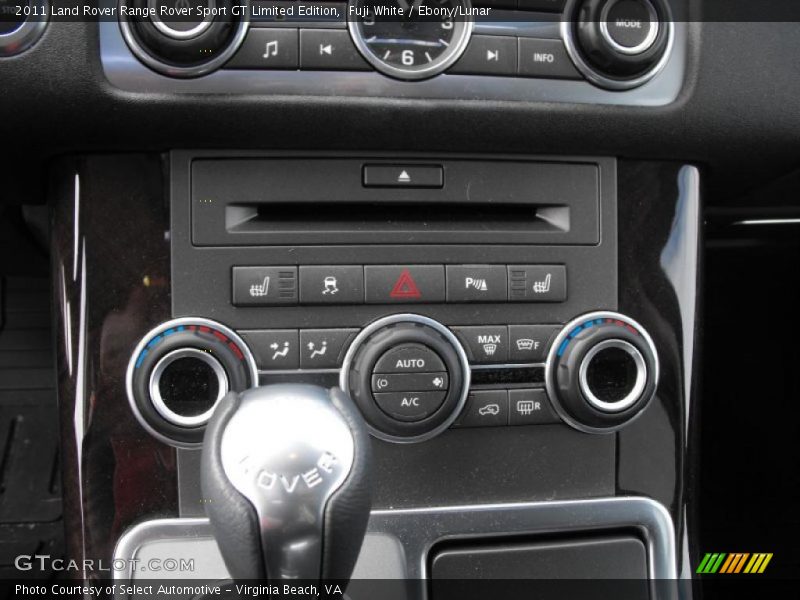 Controls of 2011 Range Rover Sport GT Limited Edition