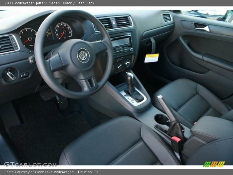 Black / Titan Black 2011 Volkswagen Jetta SE Sedan