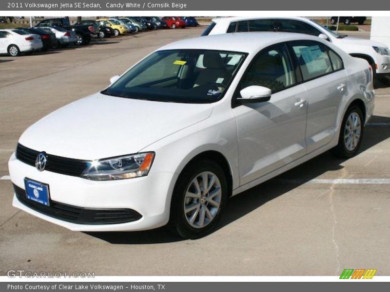 Candy White / Cornsilk Beige 2011 Volkswagen Jetta SE Sedan