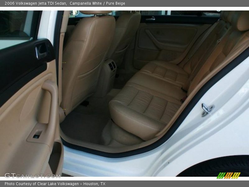 Campanella White / Pure Beige 2006 Volkswagen Jetta TDI Sedan
