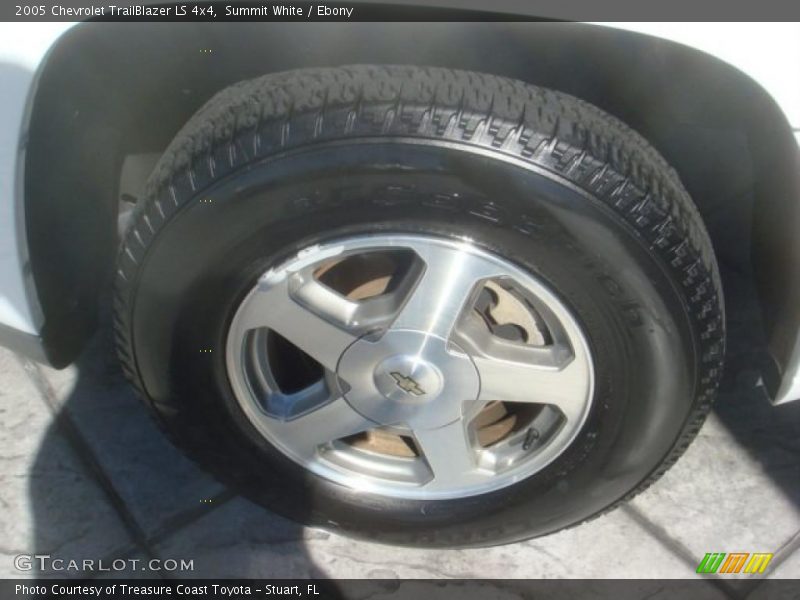 Summit White / Ebony 2005 Chevrolet TrailBlazer LS 4x4