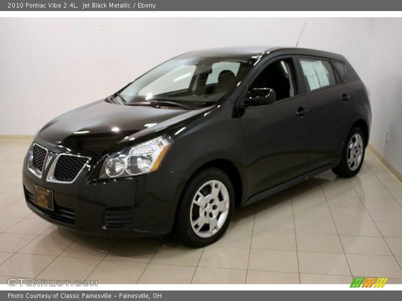 Jet Black Metallic / Ebony 2010 Pontiac Vibe 2.4L