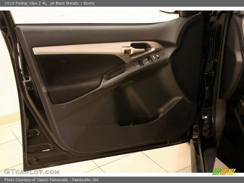 Jet Black Metallic / Ebony 2010 Pontiac Vibe 2.4L