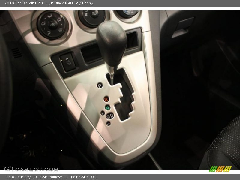 Jet Black Metallic / Ebony 2010 Pontiac Vibe 2.4L