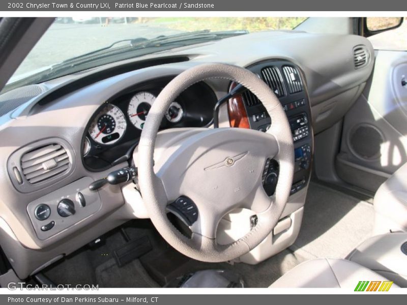  2002 Town & Country LXi Sandstone Interior