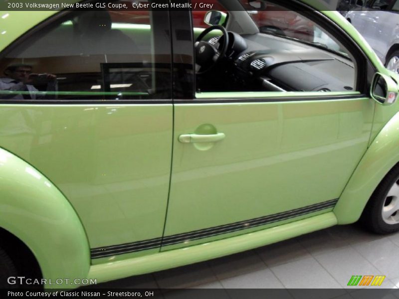 Cyber Green Metallic / Grey 2003 Volkswagen New Beetle GLS Coupe