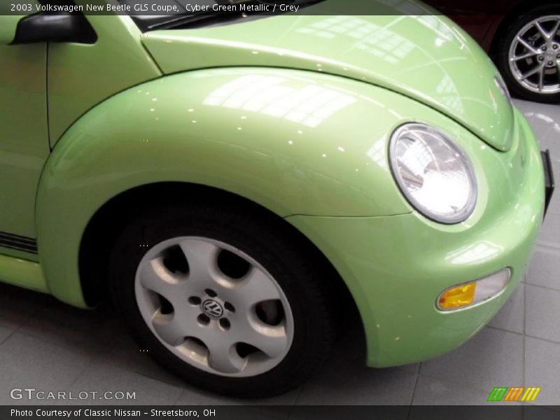 Cyber Green Metallic / Grey 2003 Volkswagen New Beetle GLS Coupe
