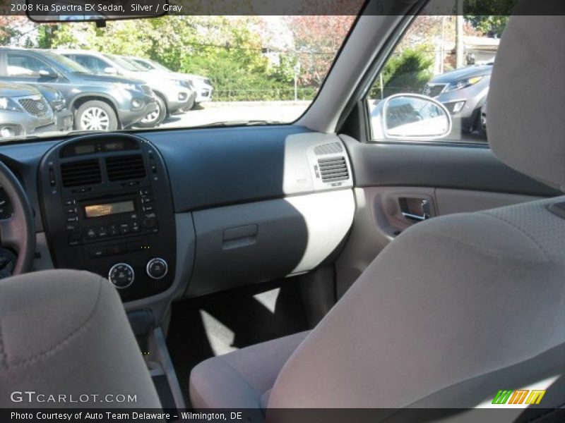 Silver / Gray 2008 Kia Spectra EX Sedan
