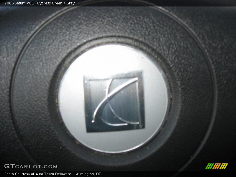 Cypress Green / Gray 2006 Saturn VUE