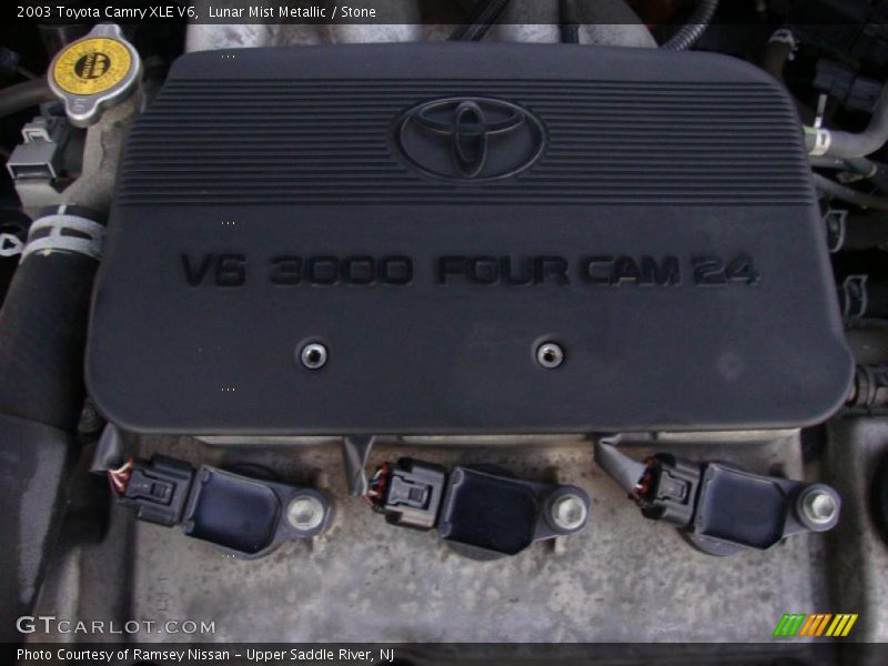 Lunar Mist Metallic / Stone 2003 Toyota Camry XLE V6