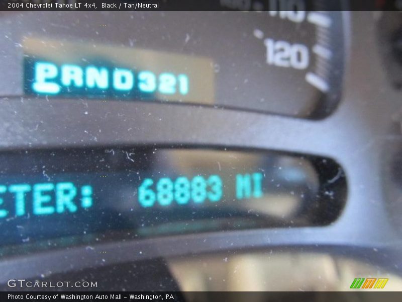Black / Tan/Neutral 2004 Chevrolet Tahoe LT 4x4