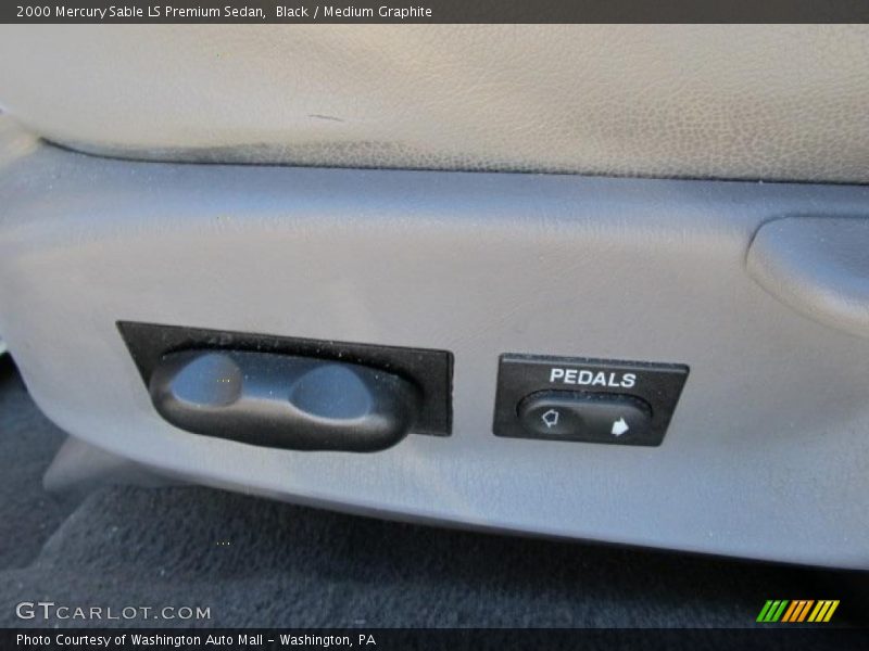 Black / Medium Graphite 2000 Mercury Sable LS Premium Sedan