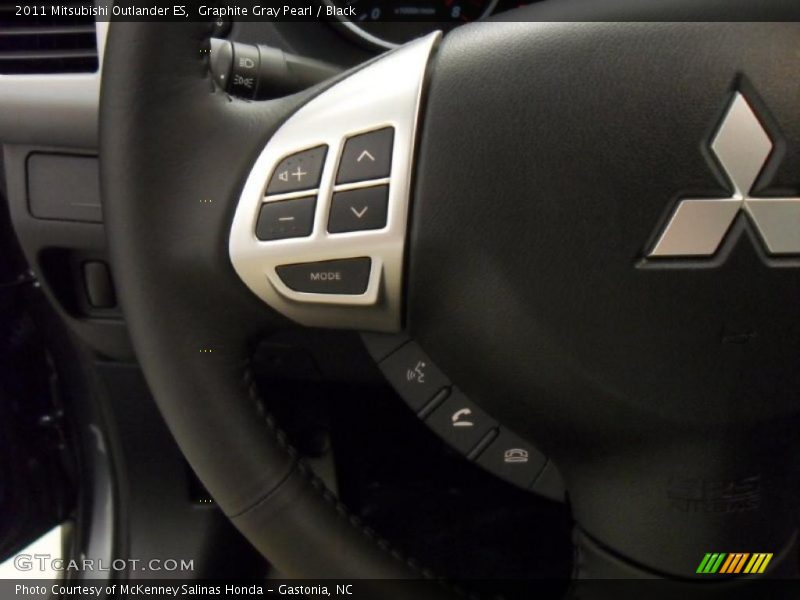 Graphite Gray Pearl / Black 2011 Mitsubishi Outlander ES