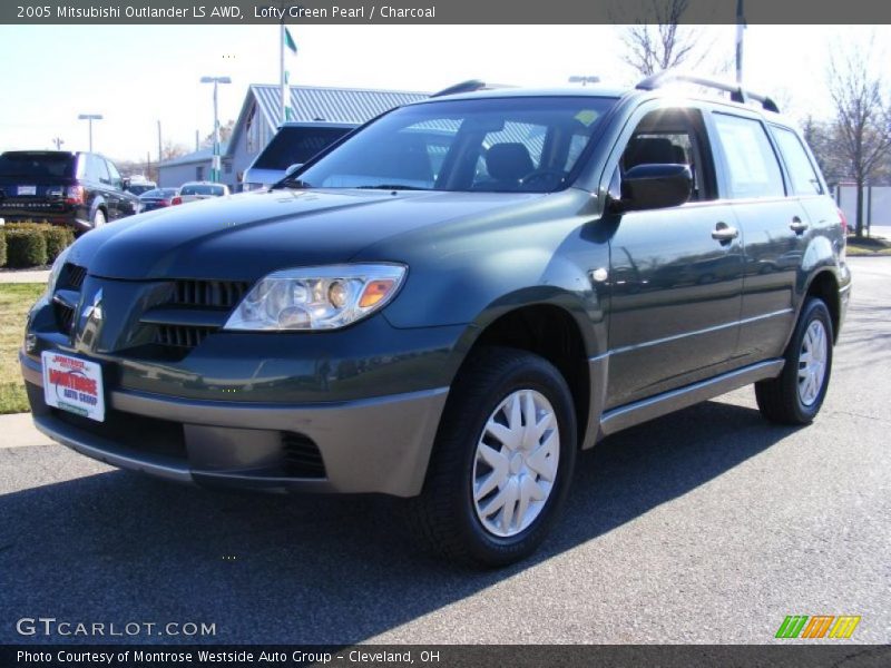 Lofty Green Pearl / Charcoal 2005 Mitsubishi Outlander LS AWD