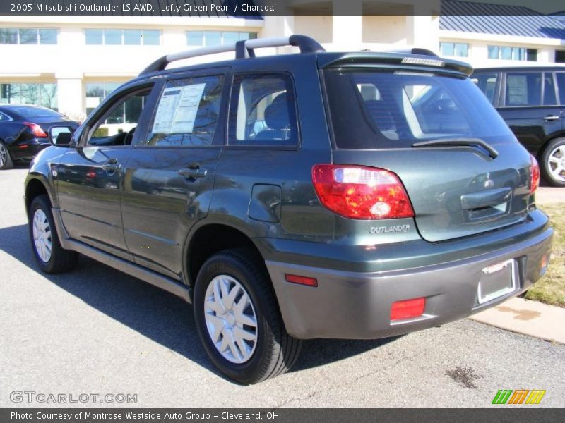 Lofty Green Pearl / Charcoal 2005 Mitsubishi Outlander LS AWD