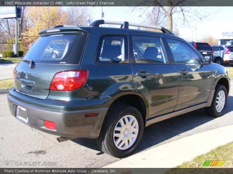 Lofty Green Pearl / Charcoal 2005 Mitsubishi Outlander LS AWD
