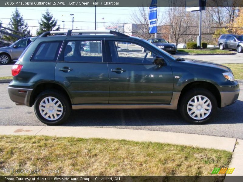 Lofty Green Pearl / Charcoal 2005 Mitsubishi Outlander LS AWD
