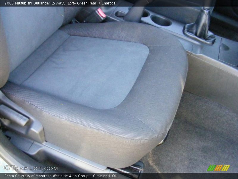 Lofty Green Pearl / Charcoal 2005 Mitsubishi Outlander LS AWD