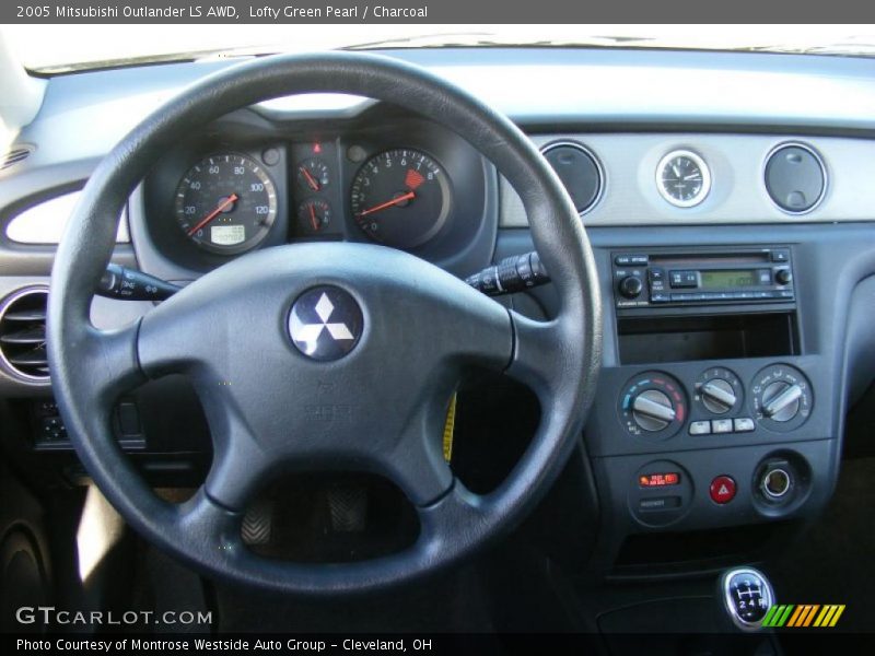 Lofty Green Pearl / Charcoal 2005 Mitsubishi Outlander LS AWD