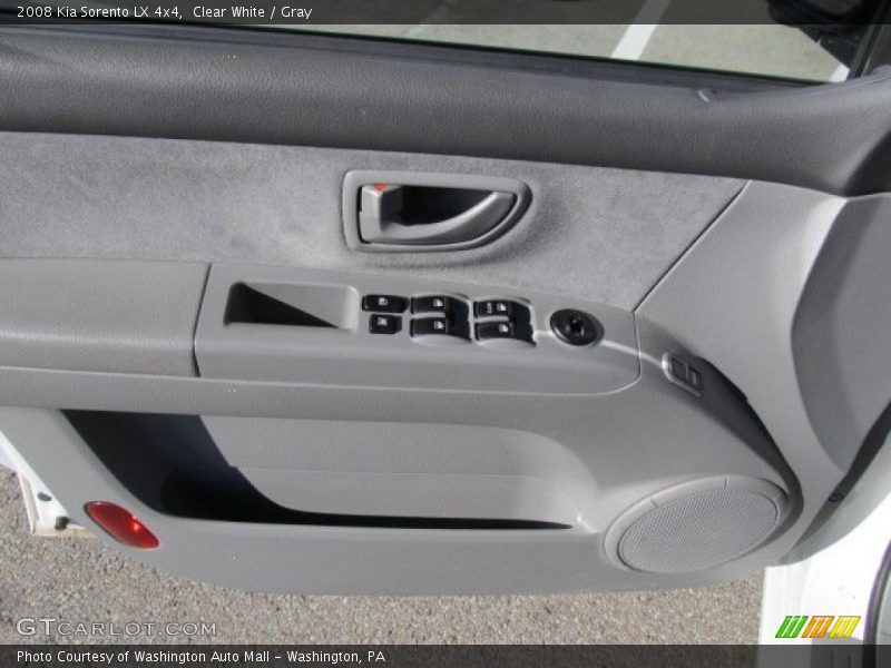 Clear White / Gray 2008 Kia Sorento LX 4x4