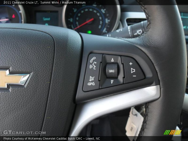 Summit White / Medium Titanium 2011 Chevrolet Cruze LT
