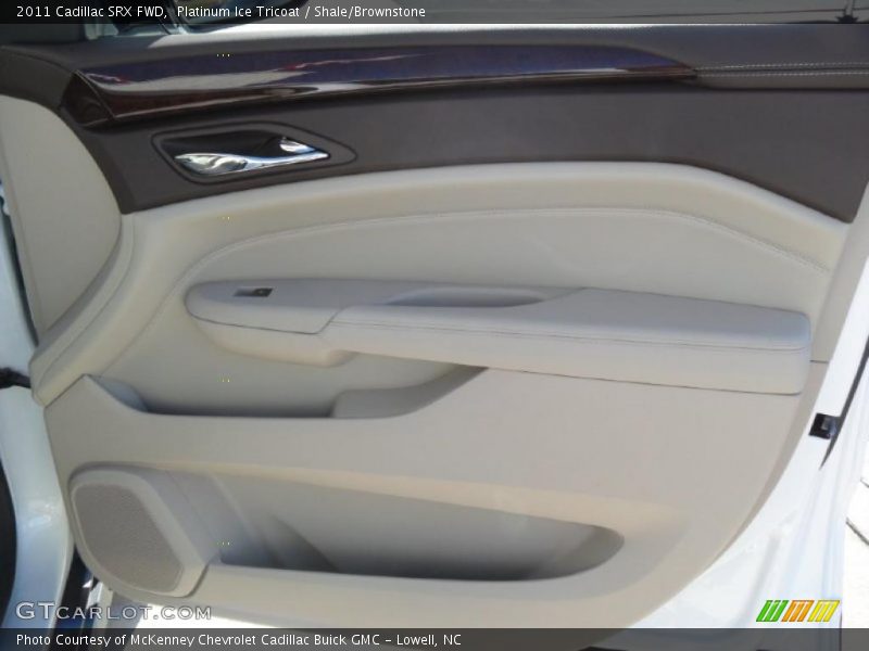 Platinum Ice Tricoat / Shale/Brownstone 2011 Cadillac SRX FWD