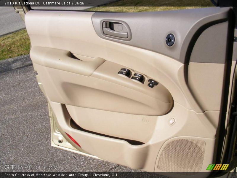 Cashmere Beige / Beige 2010 Kia Sedona LX
