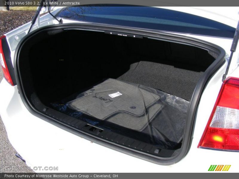  2010 S80 3.2 Trunk