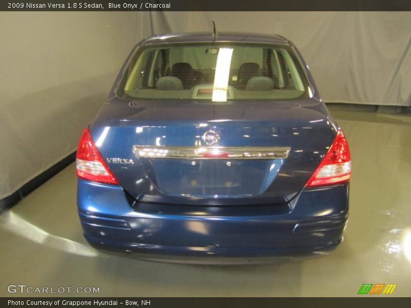 Blue Onyx / Charcoal 2009 Nissan Versa 1.8 S Sedan