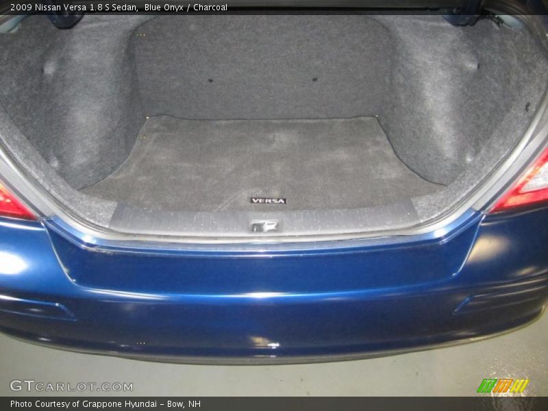 Blue Onyx / Charcoal 2009 Nissan Versa 1.8 S Sedan