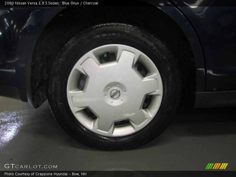 Blue Onyx / Charcoal 2009 Nissan Versa 1.8 S Sedan